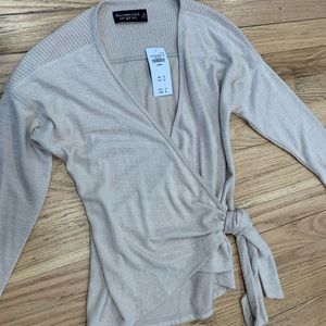 Abercrombie & Fitch Wrap Sweater